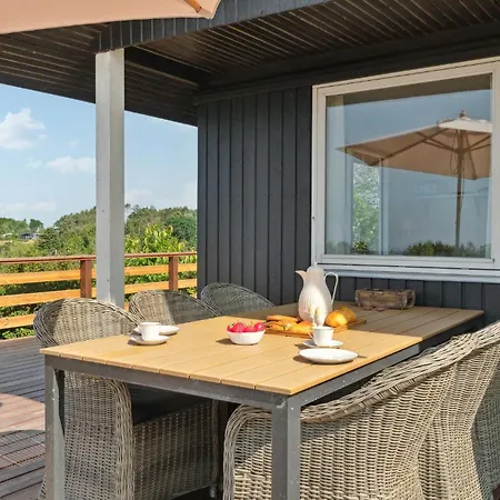 Stunning In Knebel With House Sea View 度假居 Ørby